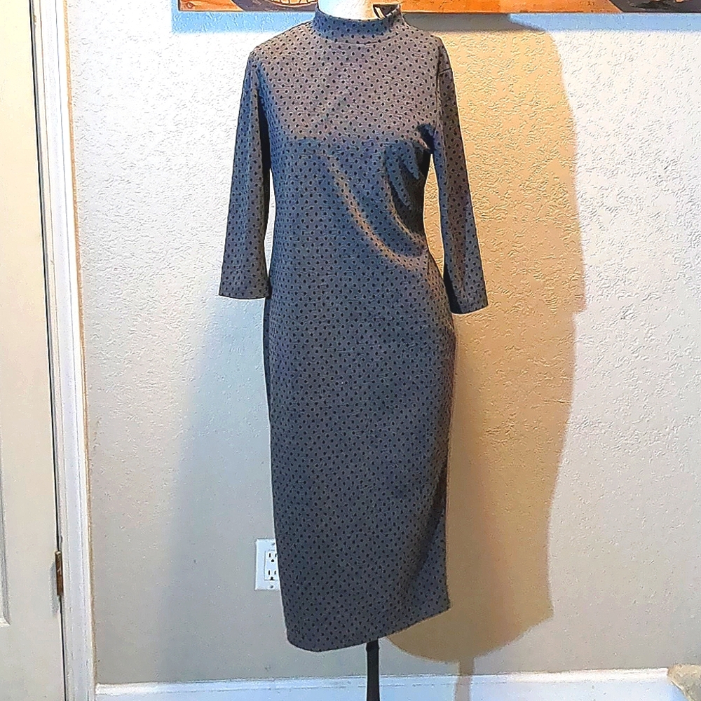 Size Large Grey & Black Dress